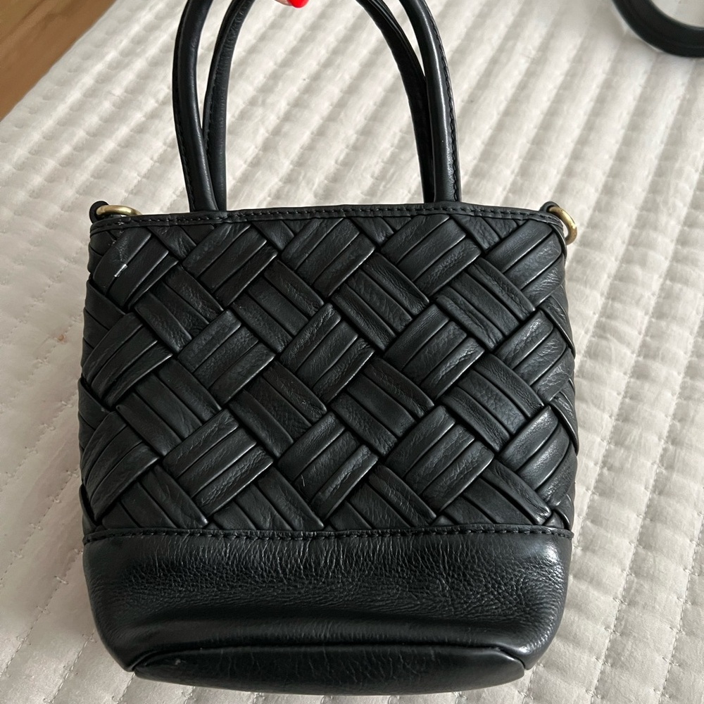 Elegant Black Woven Handbag